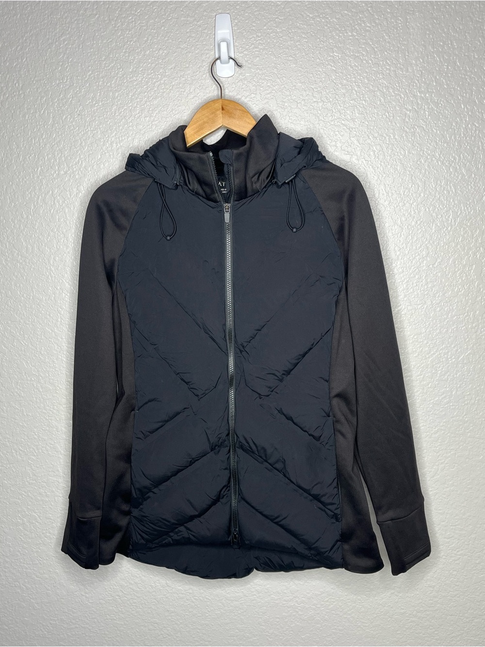 Athleta Inlet Jacket Black Goose Down Hybrid Puffer Hooded Jacket Women’s Large